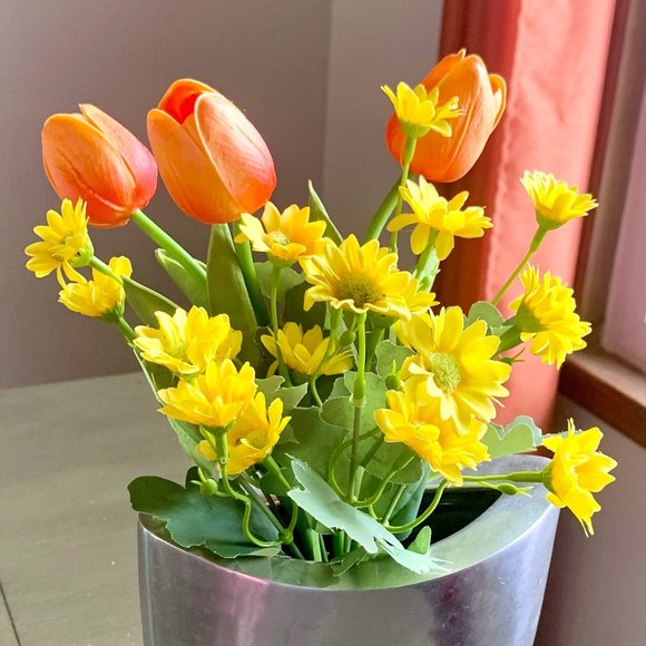 12 1/2" Spring Daisy Daisies Faux Artificial Flower Bouquet Yellow Vase Filler - Picture 1 of 5